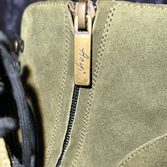 ANYI LU Wedge Boots - Picture 15 of 15